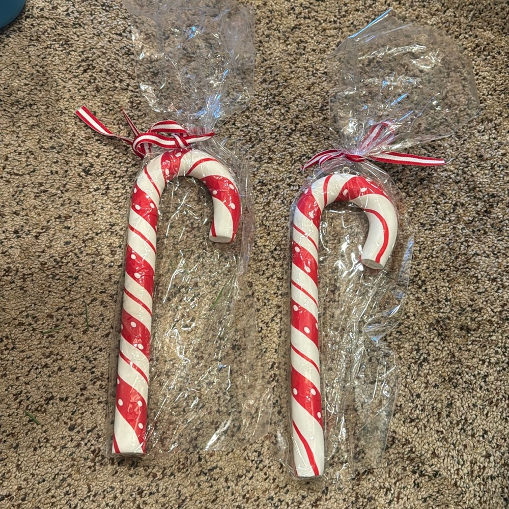 2 Decorative Candy Canes